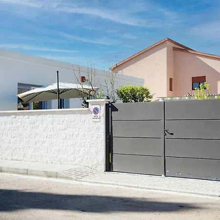 Enjoy Your - - 招待所 奧爾比亞