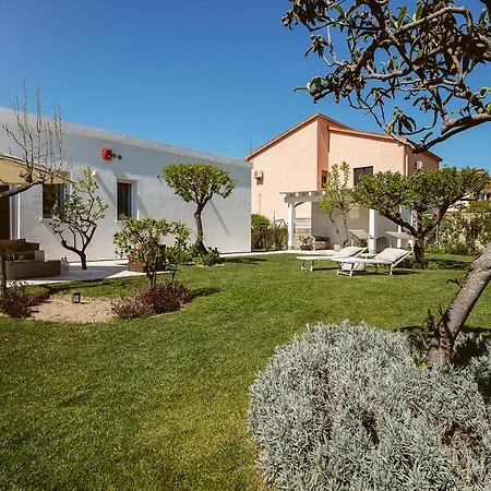 Casa de hóspedes Enjoy Your - - Olbia